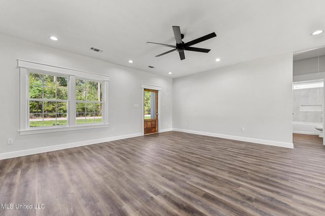 212 Hugo Street, Bay Saint Louis, MS 39520