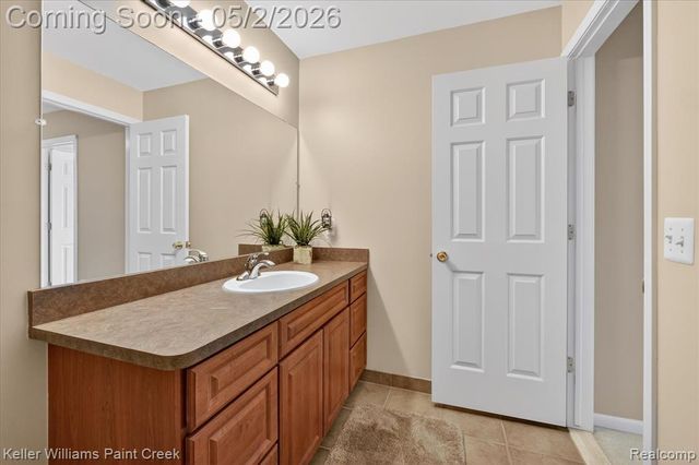 770 Phillips Drive, Oxford, MI 48371