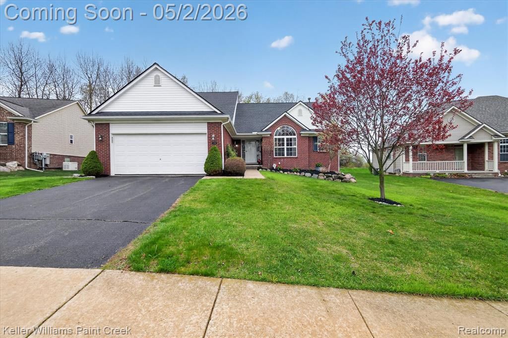 770 Phillips Drive, Oxford, MI 48371