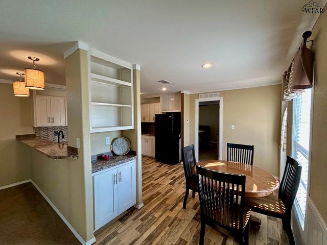 156 COMANCHE TRAIL, Henrietta, TX 76367