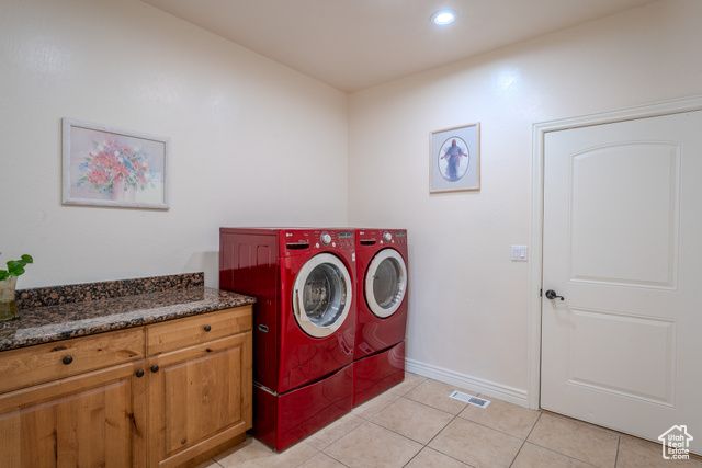 161 W SWEETBRIAR LN, Saratoga Springs, UT 84045