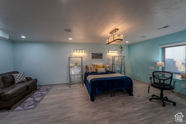 161 W SWEETBRIAR LN, Saratoga Springs, UT 84045