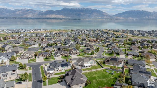 161 W SWEETBRIAR LN, Saratoga Springs, UT 84045