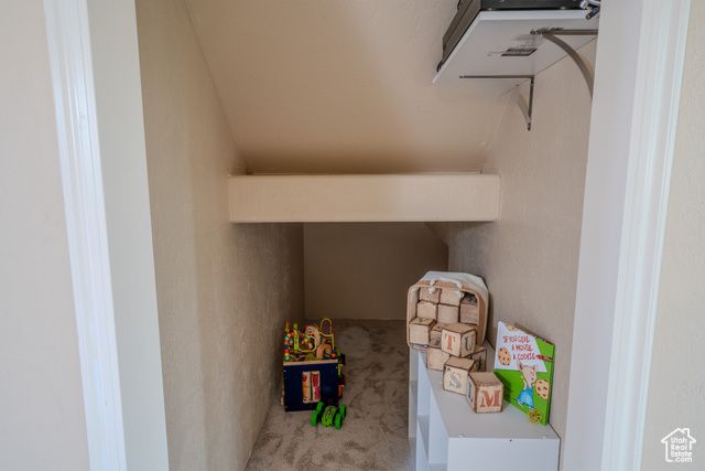 161 W SWEETBRIAR LN, Saratoga Springs, UT 84045