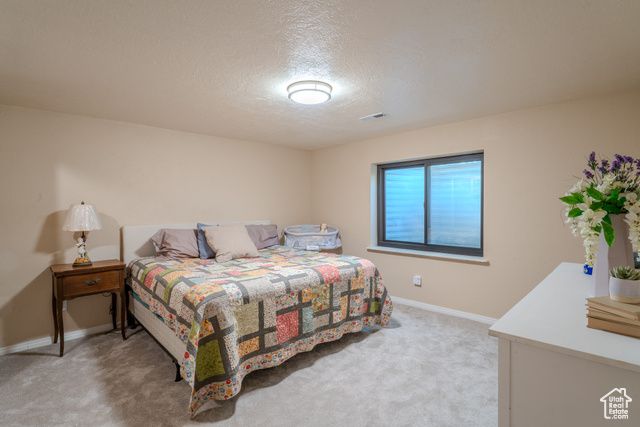 161 W SWEETBRIAR LN, Saratoga Springs, UT 84045