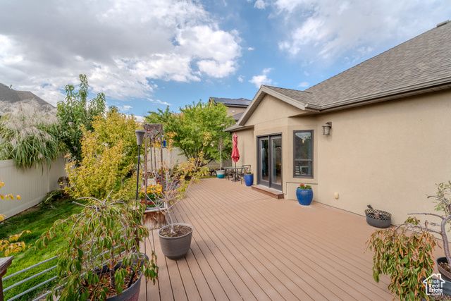 161 W SWEETBRIAR LN, Saratoga Springs, UT 84045