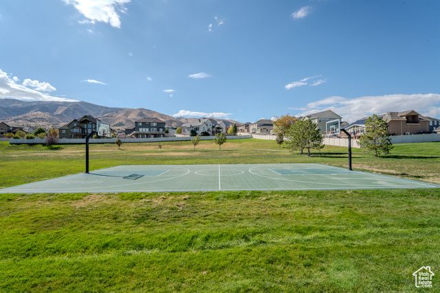 161 W SWEETBRIAR LN, Saratoga Springs, UT 84045
