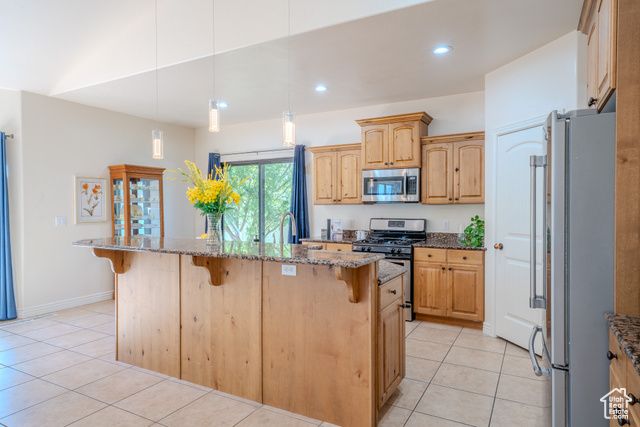 161 W SWEETBRIAR LN, Saratoga Springs, UT 84045