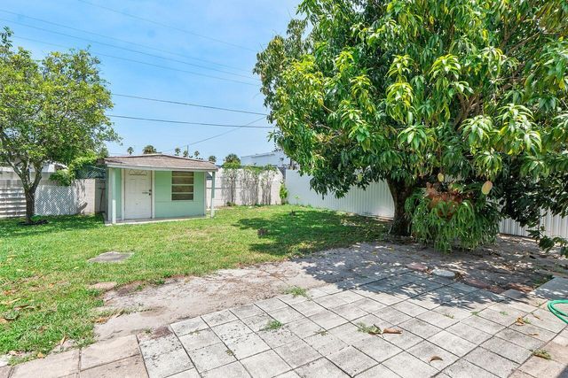 1302 SW 22nd Avenue, Fort Lauderdale, FL 33312
