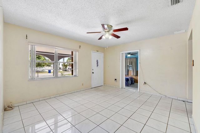 1302 SW 22nd Avenue, Fort Lauderdale, FL 33312