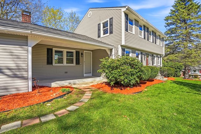 31 Lexington Rd, Shrewsbury, MA 01545