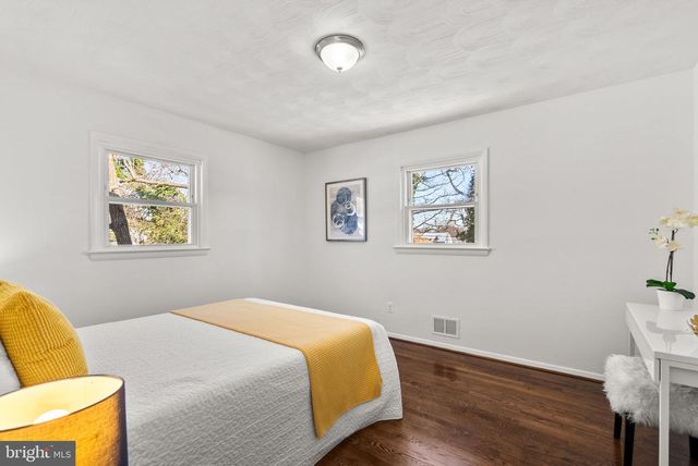 5527 DUCHAINE DR, Lanham, MD 20706