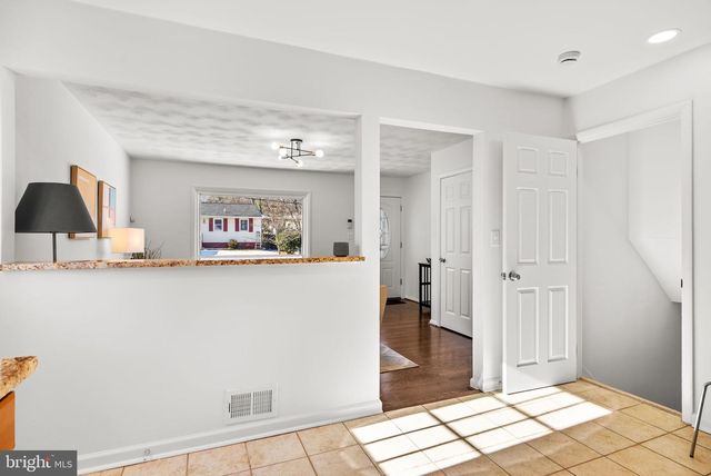 5527 DUCHAINE DR, Lanham, MD 20706