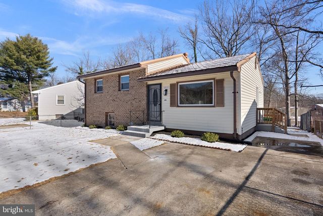 5527 DUCHAINE DR, Lanham, MD 20706