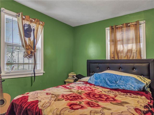 12 Rangeley Avenue, Providence, RI 02908