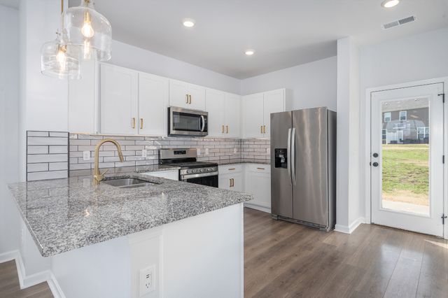 422 Waterfowl Way, Lebanon, TN 37090