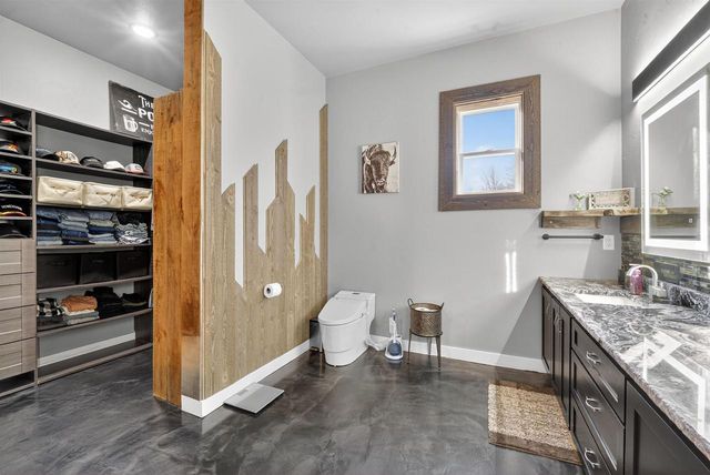 5304 SAMPSON ROAD, Abrams, WI 54101