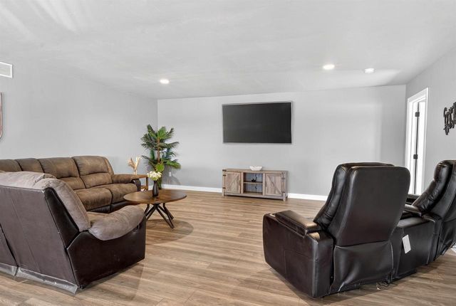 5304 SAMPSON ROAD, Abrams, WI 54101