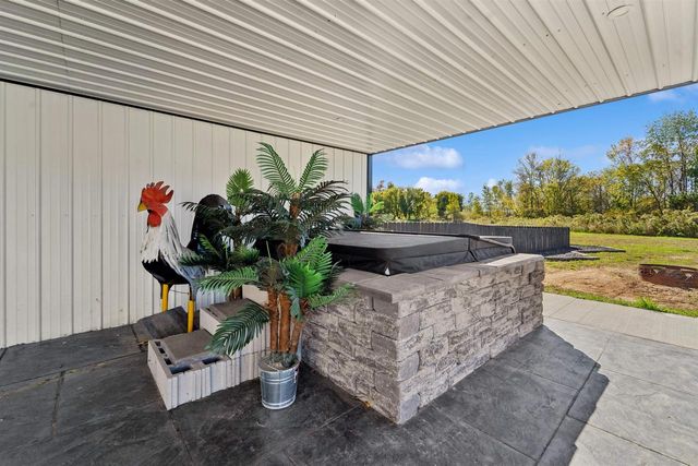 5304 SAMPSON ROAD, Abrams, WI 54101