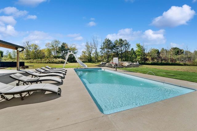 5304 SAMPSON ROAD, Abrams, WI 54101