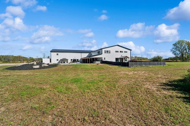 5304 SAMPSON ROAD, Abrams, WI 54101