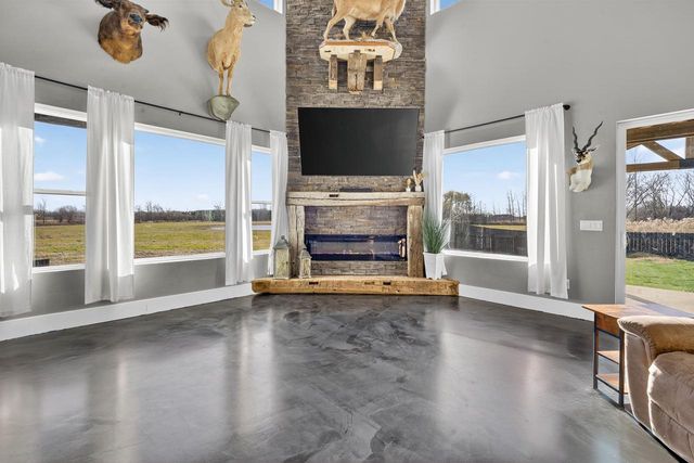 5304 SAMPSON ROAD, Abrams, WI 54101