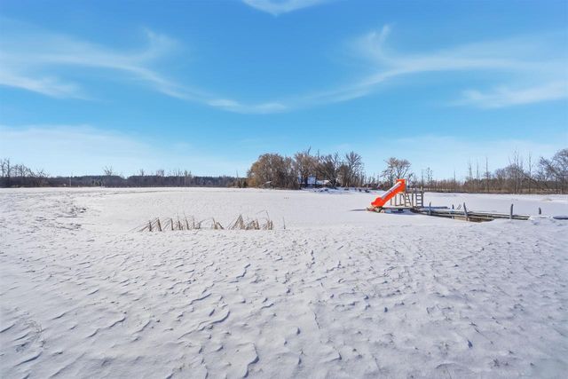 5304 SAMPSON ROAD, Abrams, WI 54101