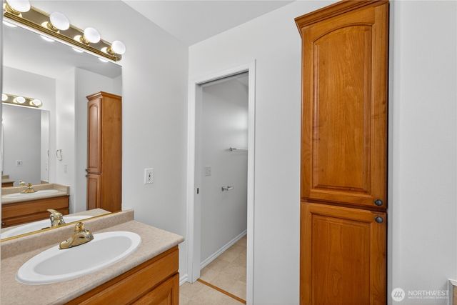 3712 W 8th Street, Anacortes, WA 98221