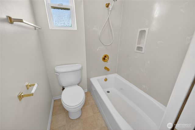 3712 W 8th Street, Anacortes, WA 98221