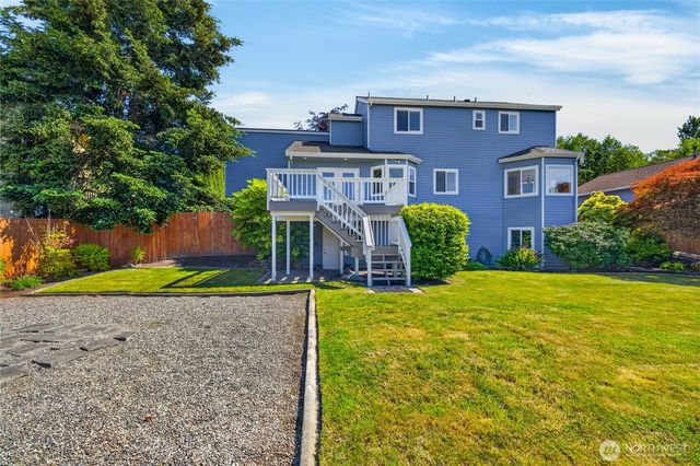 3712 W 8th Street, Anacortes, WA 98221