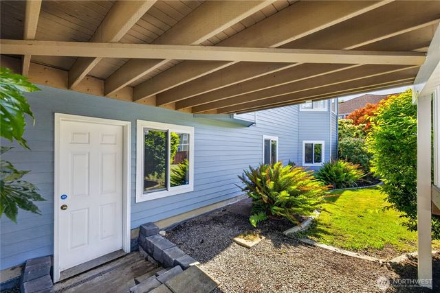 3712 W 8th Street, Anacortes, WA 98221
