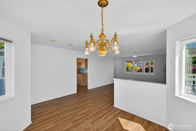 3712 W 8th Street, Anacortes, WA 98221