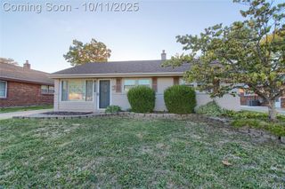 18200 Hinton Street, Riverview, MI 48193