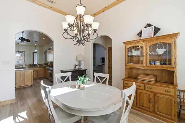 712 S Sugartree Drive, Lipan, TX 76462