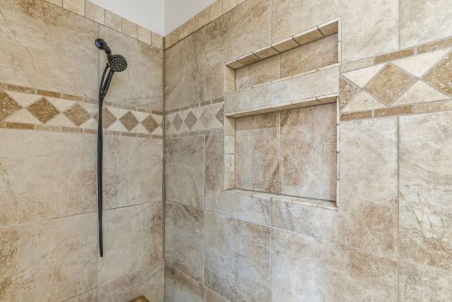 712 S Sugartree Drive, Lipan, TX 76462