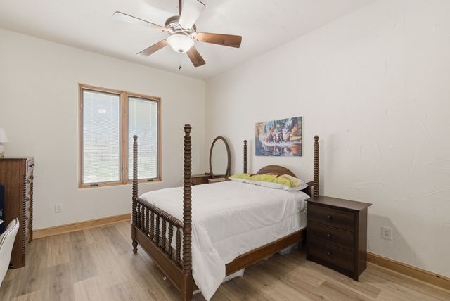 712 S Sugartree Drive, Lipan, TX 76462