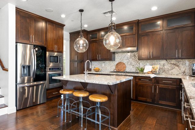 2365 Mendota Way, Roseville, CA 95747