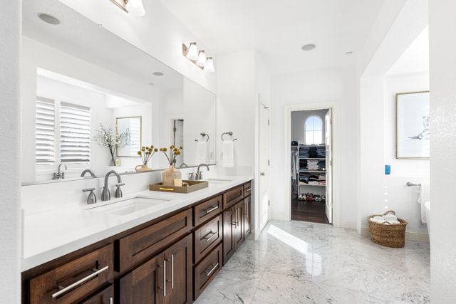 2365 Mendota Way, Roseville, CA 95747