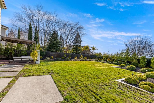 2365 Mendota Way, Roseville, CA 95747