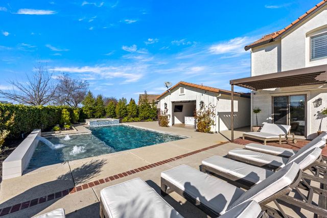 2365 Mendota Way, Roseville, CA 95747