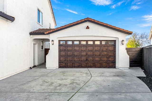 2365 Mendota Way, Roseville, CA 95747