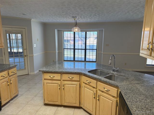 322 ABINGTON Street, Prattville, AL 36066