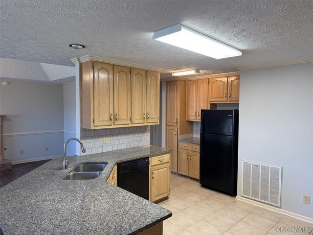 322 ABINGTON Street, Prattville, AL 36066