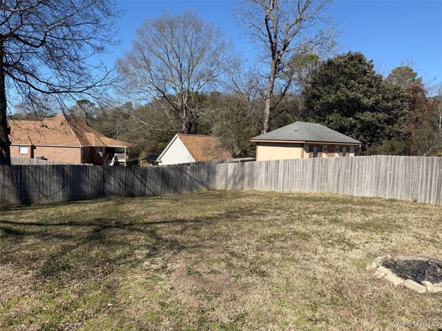 322 ABINGTON Street, Prattville, AL 36066