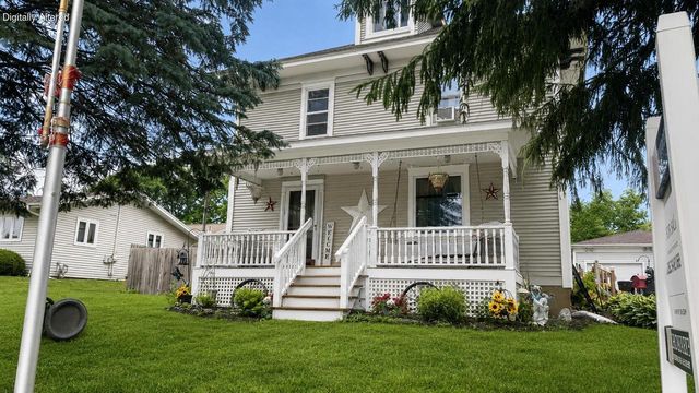222 W Beloit STREET, Darien, WI 53114