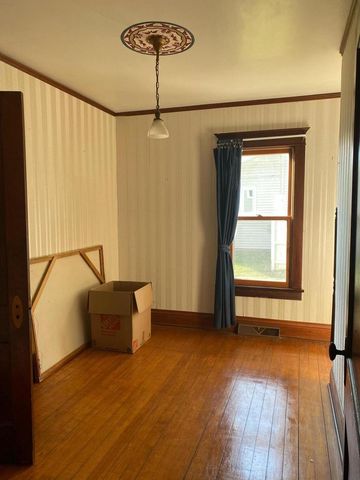 222 W Beloit STREET, Darien, WI 53114