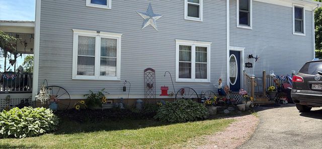 222 W Beloit STREET, Darien, WI 53114