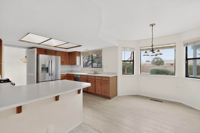 5030 Cordoniz Street NW, Albuquerque, NM 87120