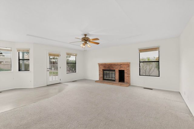 5030 Cordoniz Street NW, Albuquerque, NM 87120