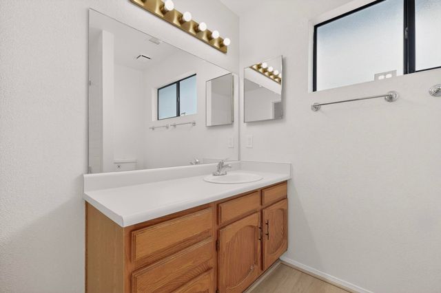 5030 Cordoniz Street NW, Albuquerque, NM 87120